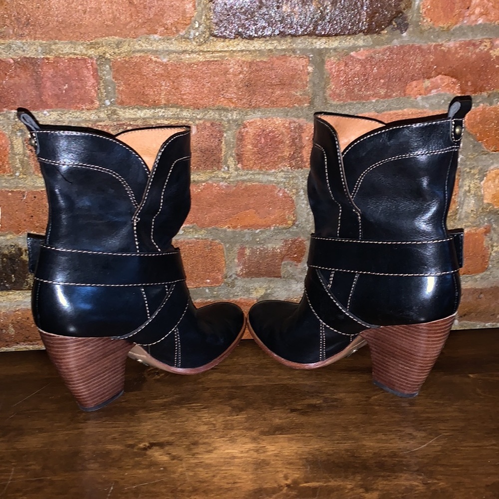 Frye Boots - Picture 5 of 11